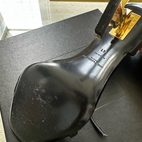 YSL OPYUM SANDALS IN PATENT LEATHER - Picture 4 of 11